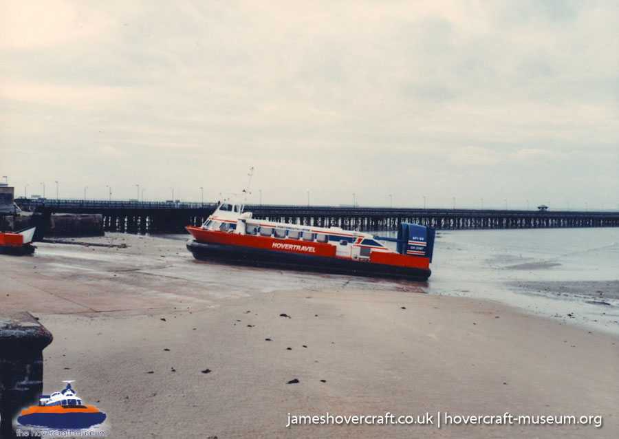 AP1-88 hovercraft at Ryde hoverport -  (credit: The <a href='http://www.hovercraft-museum.org/' target='_blank'>Hovercraft Museum Trust</a>).